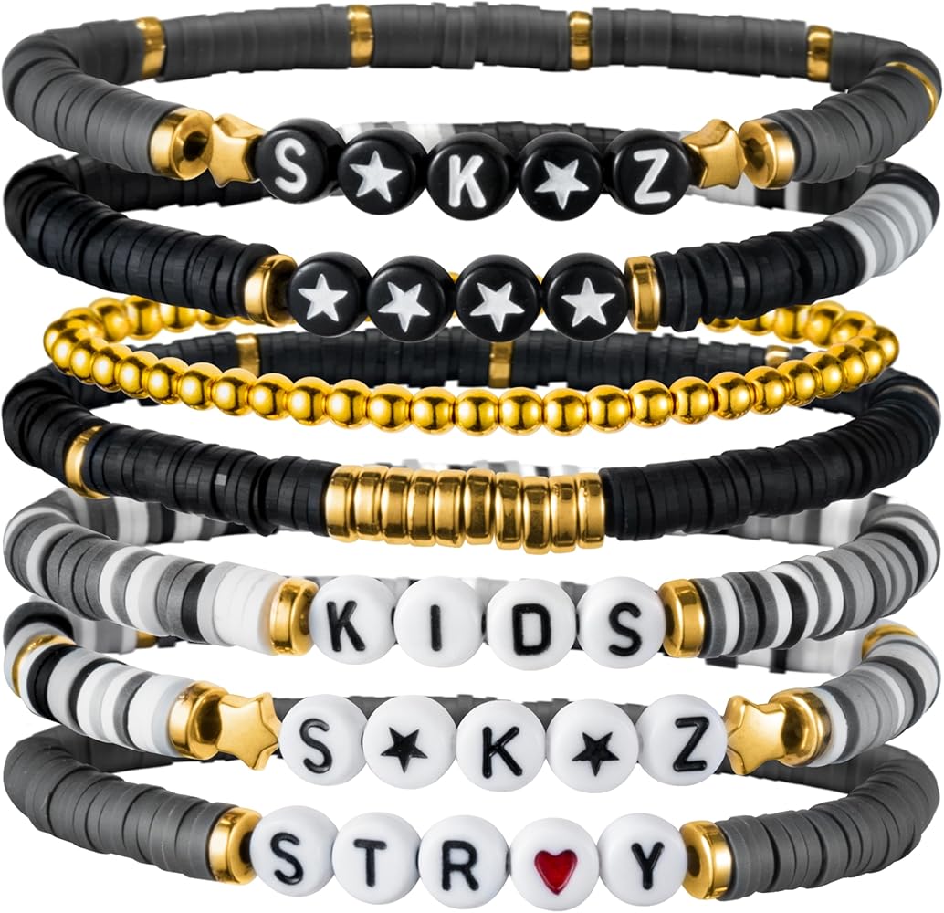 7Pcs Kpop Bracelet SKZ Clay Bead Bracelets Set Stray Fans Merch Gifts SKZ Jewelry Set for Girls Teens Women Birthday Gift Party Supplies