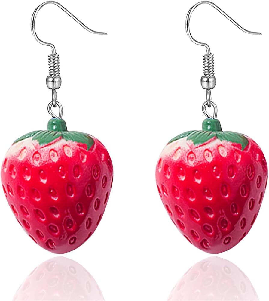 Red Strawberry Earring for Women Teen Girls Cute Lifelike 3D Fruit Resin Simulation Red Strawberry Drop Dangle Earrings Imitate Fresh Food Strawberry Pendant Earrings Jewelry Gifts